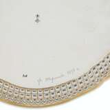 Imperial Porcelain Factory. A PORCELAIN TRAY - photo 4