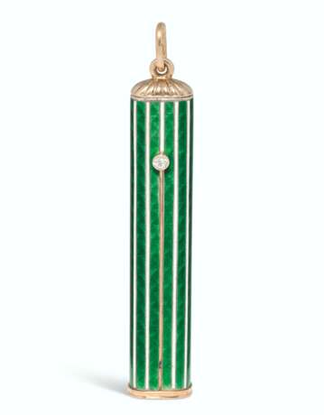Fabergé. A JEWELLED, GUILLOCH&#201; AND CLOISONN&#201; ENAMEL GOLD-MOUNTED PENCIL HOLDER - Foto 1