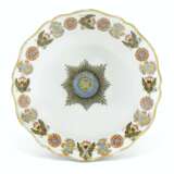 Gardner Porcelain Factory. A PORCELAIN SOUP PLATE FROM THE SERVICE OF THE ORDER OF ST ANDREW - Foto 1