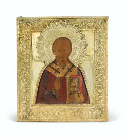 A SILVER-GILT ICON OF ST NICHOLAS AND A QUADRIPARTITE ICON OF THE MOTHER OF GOD - Foto 2