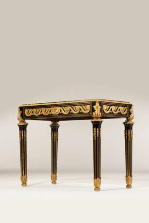 A LATE LOUIS XV ORMOLU-MOUNTED EBONY CENTER TABLE - photo 3