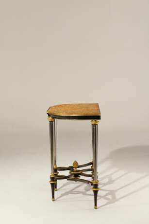 A LOUIS XVI ORMOLU-MOUNTED AND PEWTER-INLAID EBONY CONSOLE TABLE - photo 2