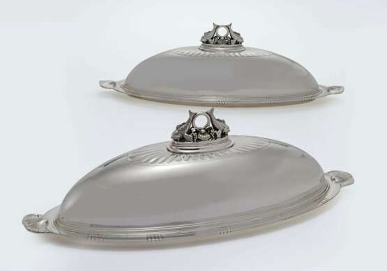 A MATCHED PAIR OF DANISH SILVER FISH DISHES, COVERS, AND MAZARINES, NO. 335C - photo 1