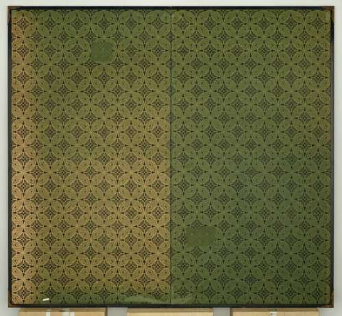 A JAPANESE TWO-PANEL FLOOR SCREEN - фото 2