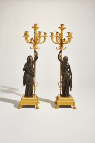 A PAIR OF FRENCH ORMOLU AND PATINATED BRONZE SIX-LIGHT CANDELABRA - photo 4