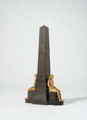 AN FRENCH ORMOLU AND PATINATED BRONZE OBELISK