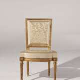 A PAIR OF LOUIS XVI GILTWOOD CHAISES - фото 2