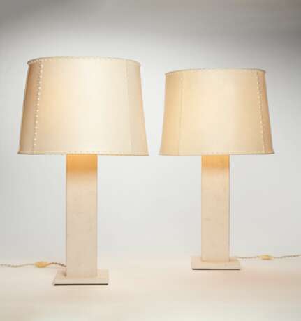 A PAIR OF COMPOSITE LAMPS - фото 1