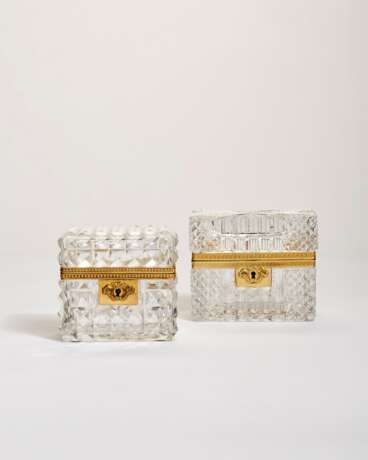 TWO FRENCH GILT-METAL MOUNTED CUT-GLASS CASKETS - фото 1