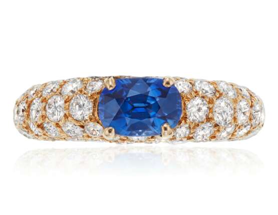 Cartier. CARTIER SAPPHIRE AND DIAMOND RING - фото 1