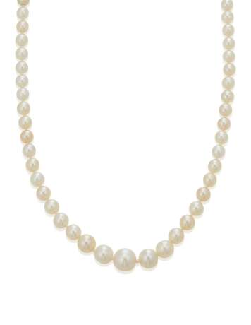 Marcus & Co.. MARCUS & CO. NATURAL PEARL, SAPPHIRE AND DIAMOND NECKLACE - фото 1