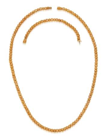 GOLD NECKLACE AND BRACELET - фото 4