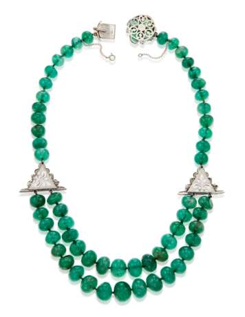 AN EMERALD BEAD AND DIAMOND NECKLACE - Foto 3