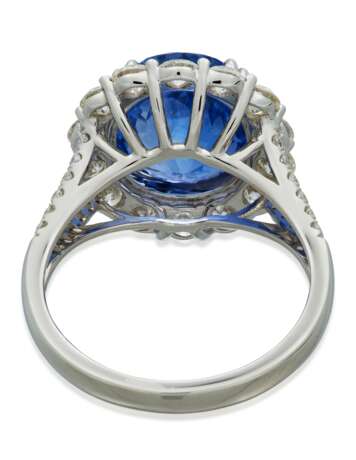 SAPPHIRE AND DIAMOND RING - Foto 4