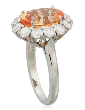 ORANGE SAPPHIRE AND DIAMOND RING - фото 3