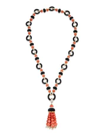 DIAMOND, ONYX AND CORAL NECKLACE - photo 3