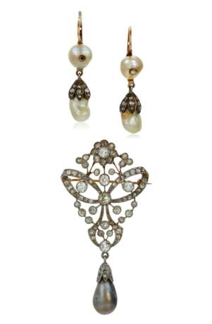 DIAMOND AND PEARL EARRINGS AND BROOCH - Foto 1