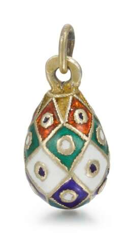 A Fabergé silver and cloisonné enamel egg pendant, St Petersburg, 1899-1904 - фото 2