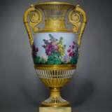A Russian porcelain vase, Imperial Porcelain Factory, St Petersburg, period of Alexander I - фото 3
