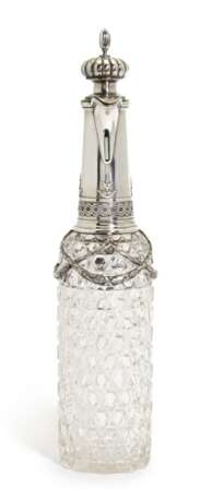 A large and impressive Fabergé silver and cut-glass decanter, Moscow, 1899-1908 - Foto 3