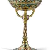 A silver-gilt plique-à-jour, guilloché and champlevé enamel sherbet cup and stand, Khlebnikov, Moscow, 1899-1908 - фото 2