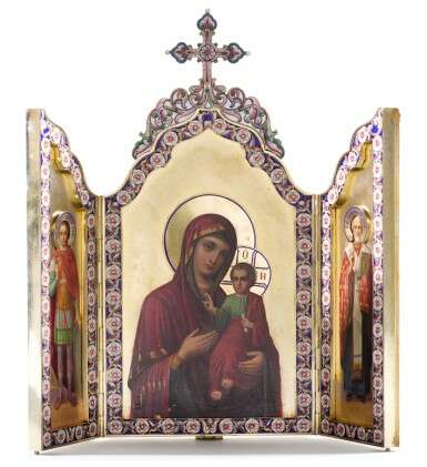 A silver-gilt and shaded enamel travelling triptych icon, Ivan Alekseev, Moscow, 1899-1908 - фото 1