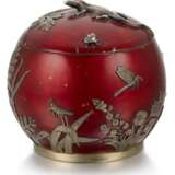 A Russian gilded silver and lacquer sugar bowl, Pavel Ovchinnikov, Moscow, 1891 - фото 1