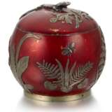 A Russian gilded silver and lacquer sugar bowl, Pavel Ovchinnikov, Moscow, 1891 - Foto 2