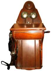 телефонный аппарат1890 год