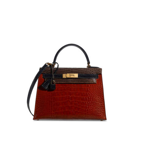 HERMÈS. A SHINY MIEL, GRIS ÉLÉPHANT & BLACK ALLIGATOR SELLIER KELLY 28 WITH GOLD HARDWARE - photo 1