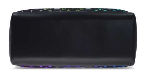 LOUIS VUITTON. A LIMITED EDITION BLACK LIGHT UP KEEPALL BANDOULIÈRE 50 - фото 5