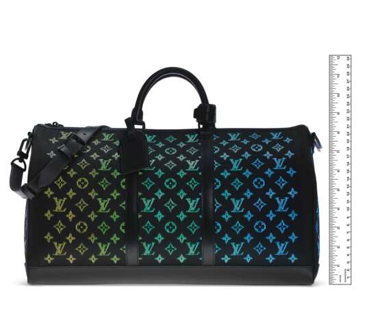 LOUIS VUITTON. A LIMITED EDITION BLACK LIGHT UP KEEPALL BANDOULIÈRE 50 - фото 6