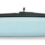 HERMÈS. A BLEU ATOLL EVERCOLOR LEATHER GHILLIES KELLY CLASSIC WALLET WITH PALLADIUM HARDWARE - Foto 5