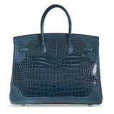 HERMÈS. A LIMITED EDITION MATTE & SHINY COLVERT POROSUS CROCODILE GHILLIES BIRKIN 35 WITH PALLADIUM HARDWARE - фото 3