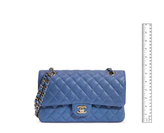 CHANEL. A BLUE IRIDESCENT LAMBSKIN LEATHER SMALL CLASSIC FLAP BAG & A SET OF TWO CARD HOLDERS - photo 14