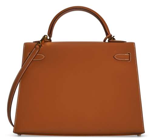 HERMÈS. A NATUREL CHAMONIX LEATHER SELLIER KELLY 32 WITH GOLD HARDWARE - фото 3