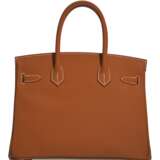 HERMÈS. A GOLD EPSOM LEATHER BIRKIN 30 WITH GOLD HARDWARE - фото 3