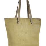HERMÈS. A SET OF TWO: A BLACK AHMEDABAD MM TOTE AND A BEIGE & VERT ANIS CHENNAI GM TOTE - photo 2