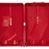 Rimowa X Supreme. A PAIR OF LIMITED EDITION RED ALUMINUM SUITCASES - фото 5