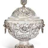 A silver-gilt tureen and cover, Yaroslavl, 1788 - photo 1