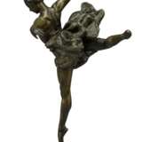 Ballerina Galina Ulanova as Odette in Tchaikovsky's 'Swan Lake': a bronze figure, circa 1960 - фото 4