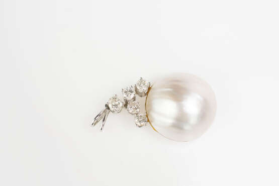 Schmuckset mit Mabé-Perlen und Brillantbesatz - photo 5