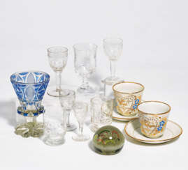 Group of 8 Assorted Glasses & 1 Paperweight