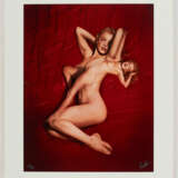 Tom Kelley Sr.. Marilyn Monroe. Red Velvet Collection (double exposure) - фото 2