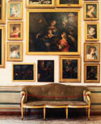 Даг Холл. Green Couch with Paintings, Galleria Corsini, Rome