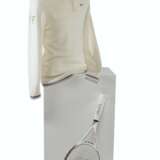 ROGER FEDERER`S CHAMPION CARDIGAN AND RACKET - фото 1