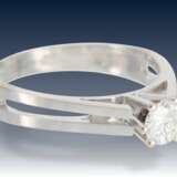 Ring: weißgoldener vintage Verlobung-Brillantring, 0,38ct - Foto 2