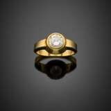 Round brilliant cut ct. 1.00 circa diamond yellow gold ring - photo 1