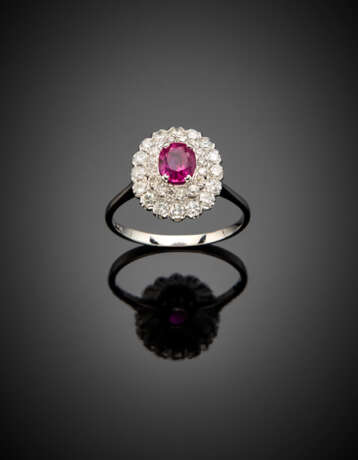 Cushion shape ct. 1.25 circa ruby and diamond white gold cluster ring - фото 1