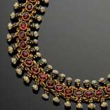 Garnet and enamel blackamoor yellow gold supple necklace - фото 1
